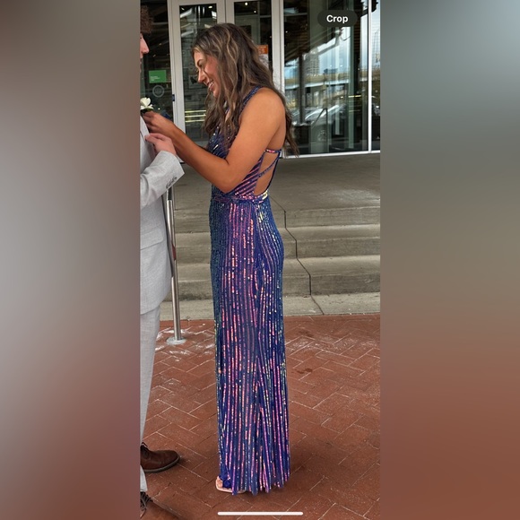 Prom dress - Picture 3 of 5